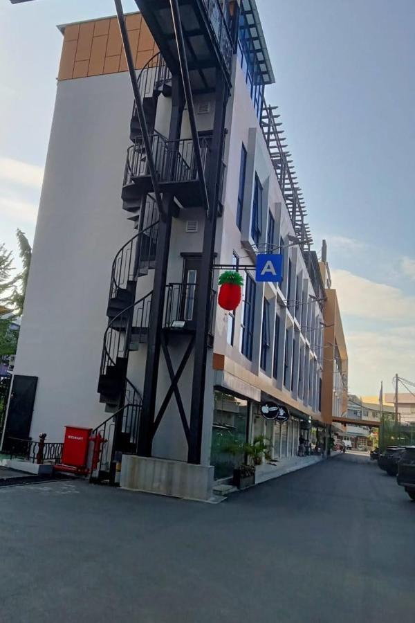 Batam 1 Hotel Nagoya Exterior photo